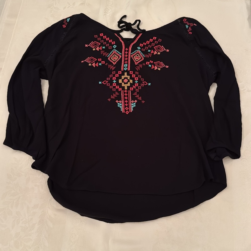 Maurices Embroidered Black Boho Top, 3/4 sleeves (mlb)